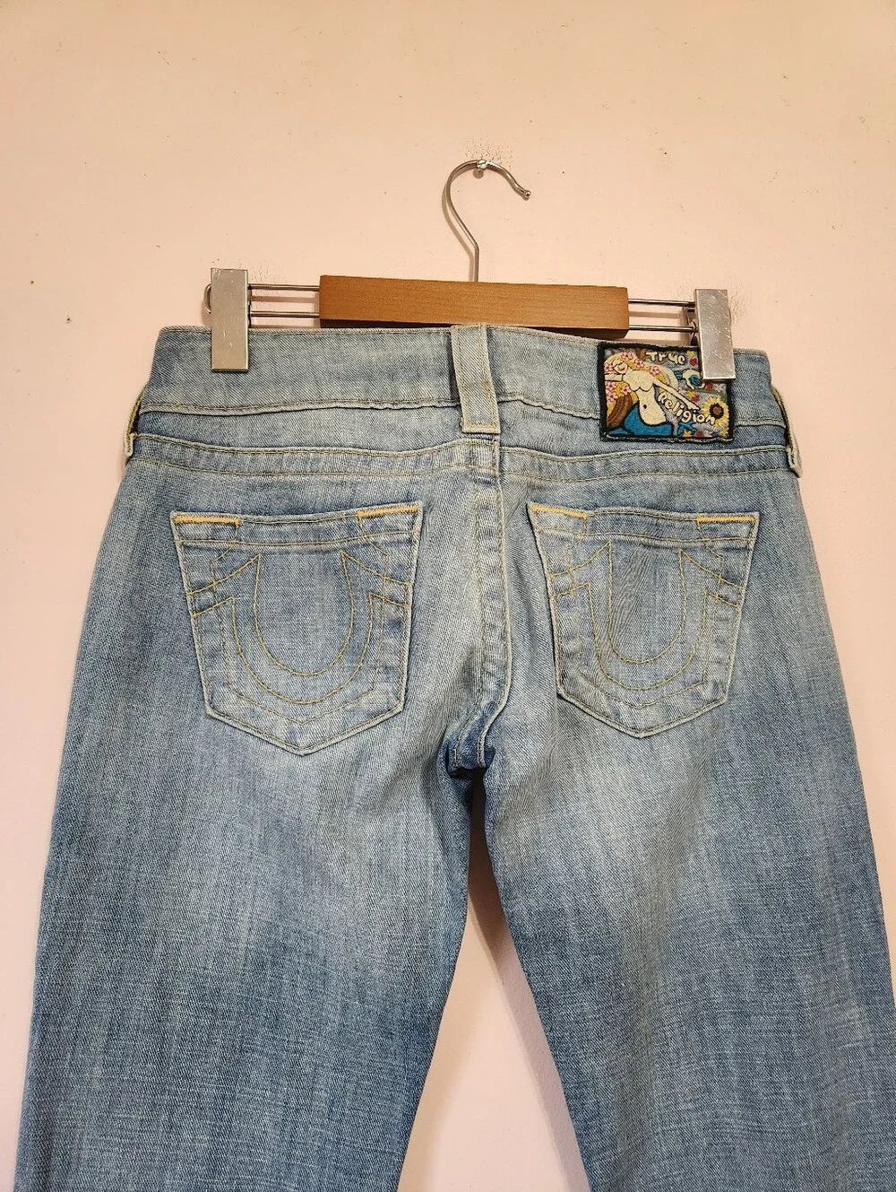 Ultra RARE True Religion Y2K Caroline Flare Jeans Rare Mermaid Patch Size 26 - Picture 4 of 10